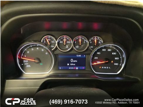 Used 2020 Chevrolet Silverado 1500 LT w/ Trailering Package image 4