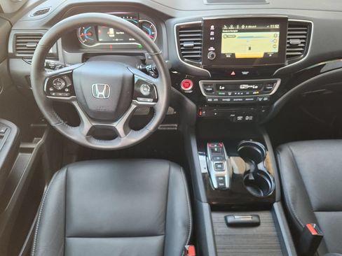 Used 2020 Honda Pilot Touring image 27