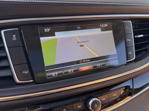 Used 2018 Buick Enclave Premium w/ Experience Buick Package image 20