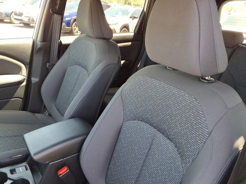 Used 2025 Subaru Forester Premium AWD/4WD image 26