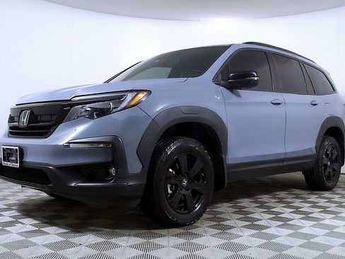 Used 2022 Honda Pilot TrailSport image 2