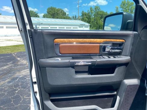Used 2016 RAM 1500 Laramie Longhorn w/ Convenience Group AWD/4WD image 16
