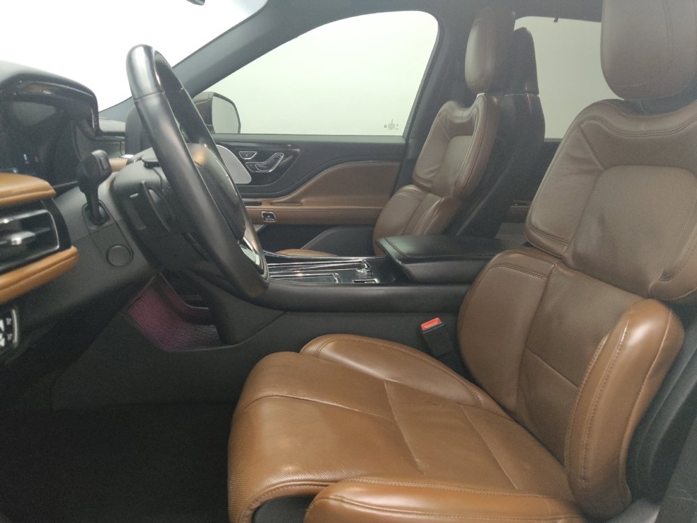 Used 2021 Lincoln Aviator Reserve w/ Equipment Group 201A RWD image 17