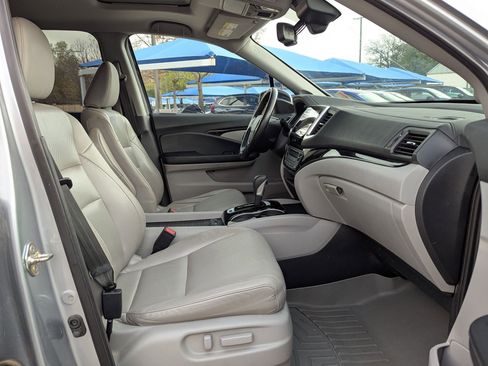 Used 2019 Honda Ridgeline RTL-E image 25