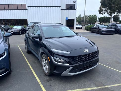 Used 2023 Hyundai Kona SEL w/ Cargo Package image 2