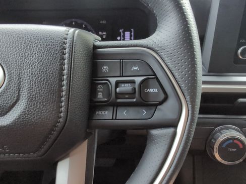 Certified 2025 Toyota 4Runner SR5 AWD/4WD image 20