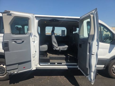 Certified 2017 Ford Transit 350 XL RWD image 7