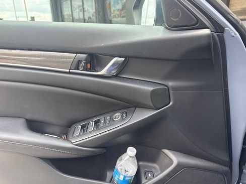 Used 2022 Honda Accord Sport image 5