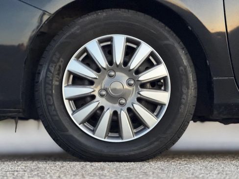 Used 2010 Toyota Corolla image 28