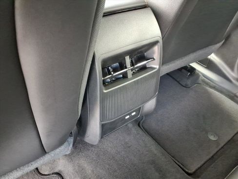 New 2026 Jeep Cherokee Limited image 33