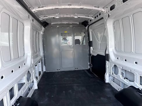 Used 2025 Ford Transit 250 148 Medium Roof Extended AWD image 35