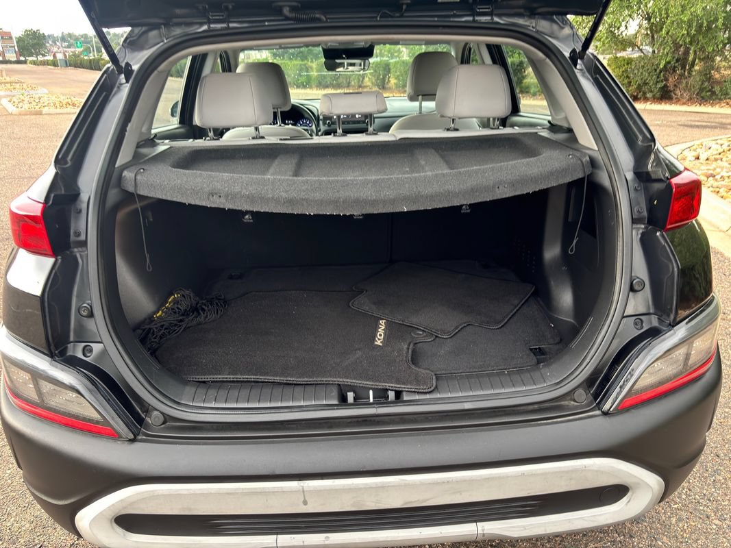 Used 2023 Hyundai Kona SE AWD/4WD image 35