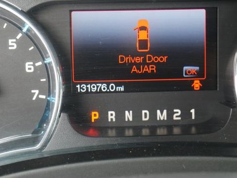 Used 2013 Ford F150 XLT w/ Luxury Equipment Group image 18