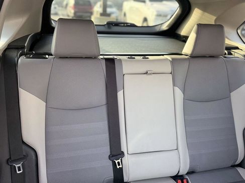 Used 2020 Toyota RAV4 Limited image 38