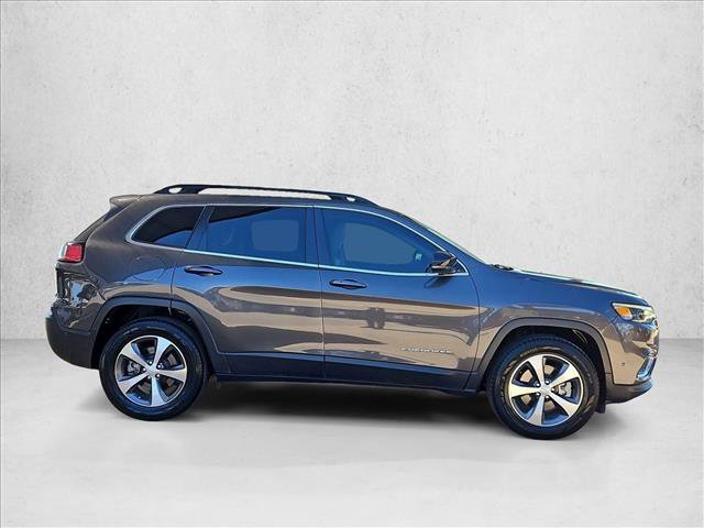 Used 2022 Jeep Cherokee Limited AWD/4WD image 4