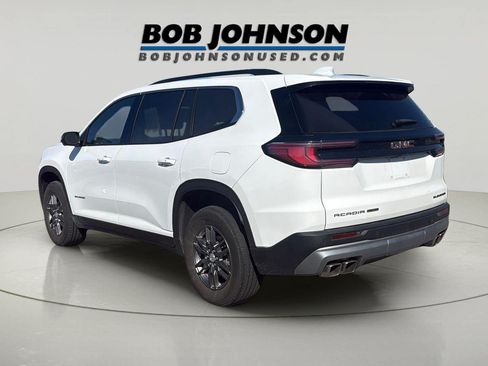 Used 2025 GMC Acadia Elevation AWD/4WD image 5