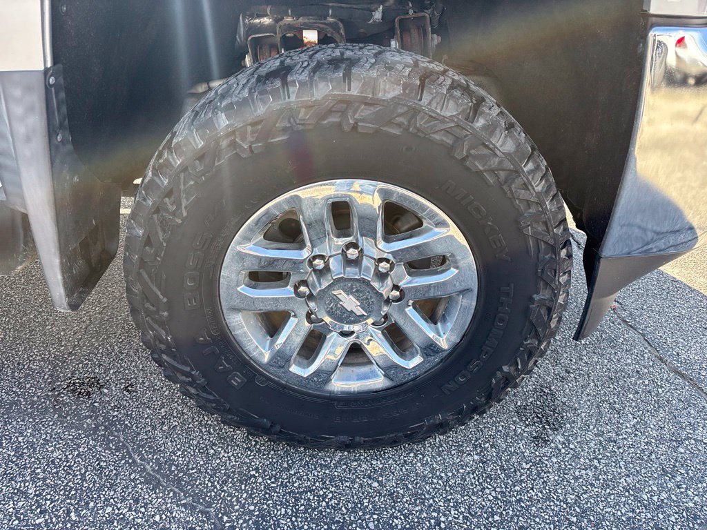 Used 2018 Chevrolet Silverado 2500 LTZ w/ Duramax Plus Package AWD/4WD image 10