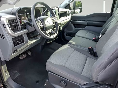 Used 2024 Ford F250 XL w/ STX Appearance Package AWD/4WD image 11