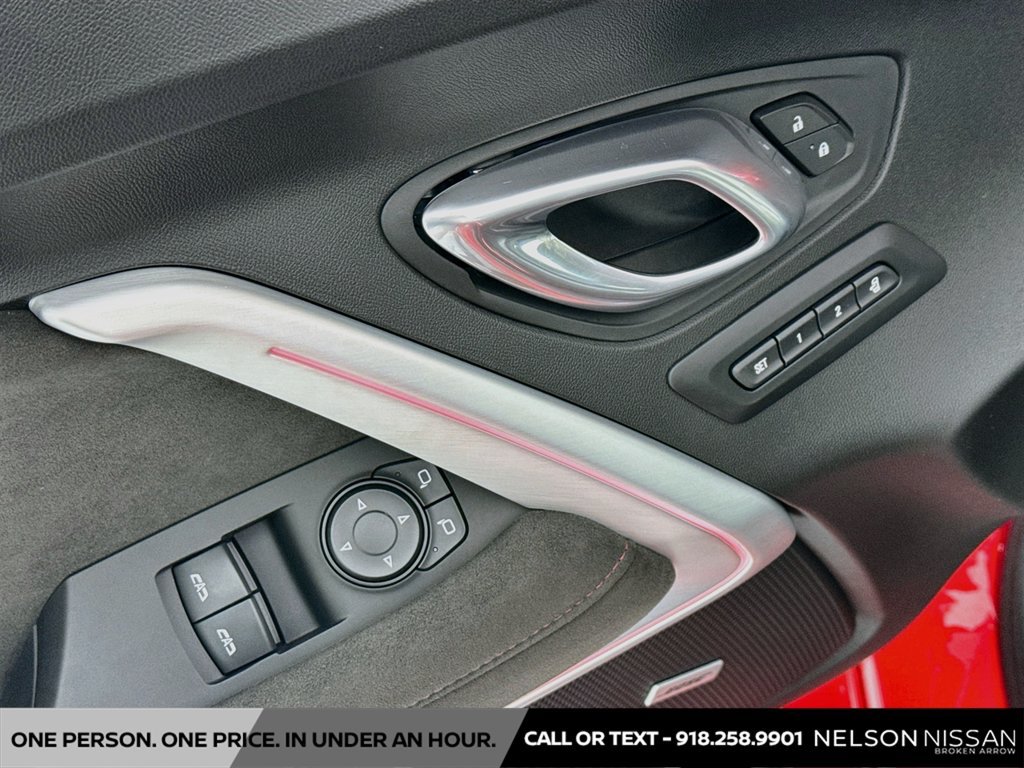 Used 2018 Chevrolet Camaro ZL1 RWD image 18
