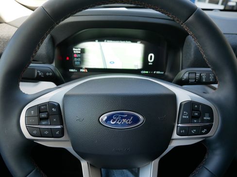 Used 2026 Ford Explorer Active w/ Active Comfort Package AWD/4WD image 25