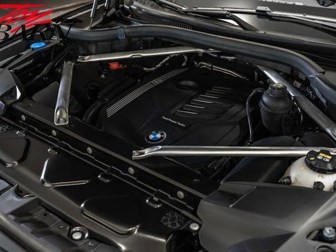 Used 2022 BMW X7 xDrive40i w/ M Sport Package image 53