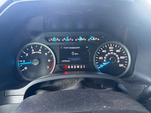 Used 2017 Ford F150 XLT w/ Equipment Group 302A Luxury AWD/4WD image 18