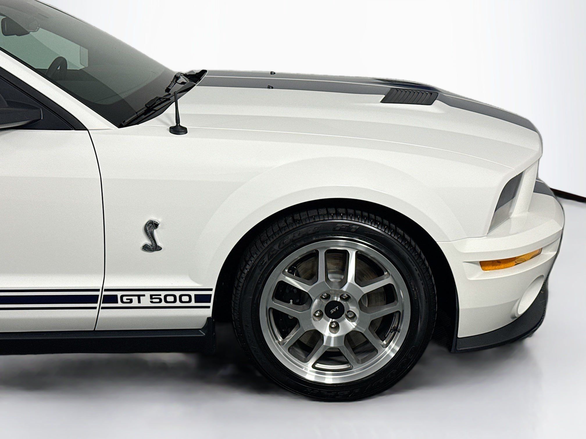 Used 2007 Ford Mustang Shelby GT500 RWD image 41