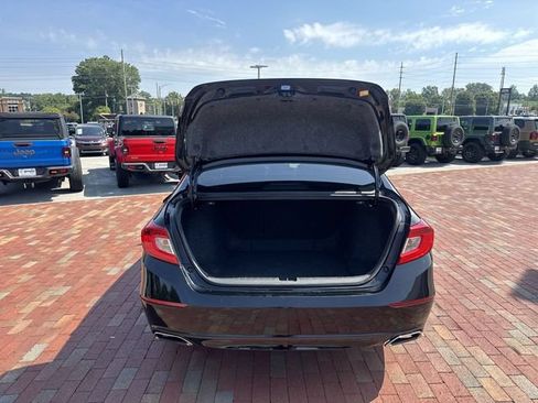 Used 2020 Honda Accord Sport image 28