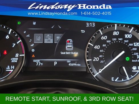 Used 2021 Toyota Highlander XLE AWD/4WD image 14
