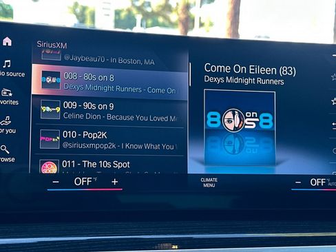 Used 2023 BMW X7 xDrive40i w/ M Sport Package image 24