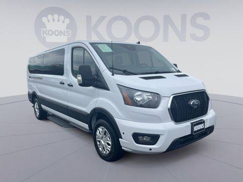 Used 2025 Ford Transit 350 XLT RWD image 2