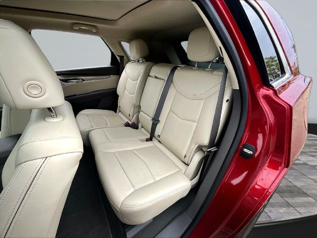 Used 2023 Cadillac XT5 Premium Luxury w/ Technology Package FWD image 24