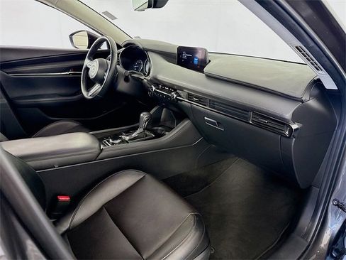 Used 2021 MAZDA MAZDA3 Premium Plus image 26