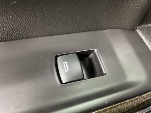 Used 2019 Chevrolet Silverado 1500 RST w/ All-Star Edition AWD/4WD image 32