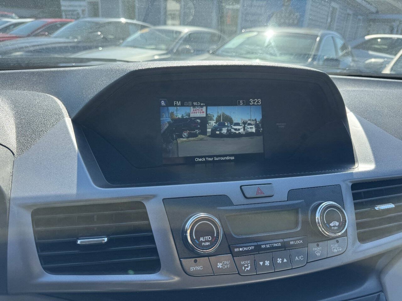 Used 2014 Honda Odyssey EX image 12