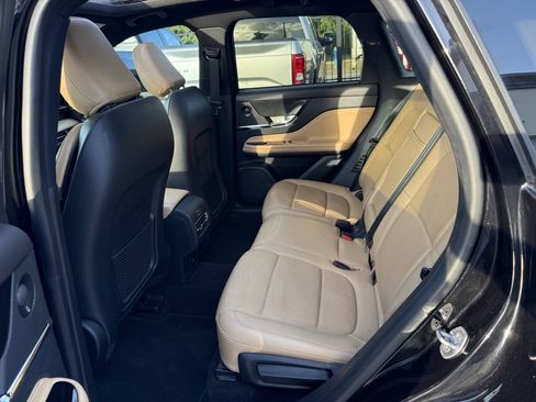 Used 2021 Lincoln Corsair Reserve FWD image 13