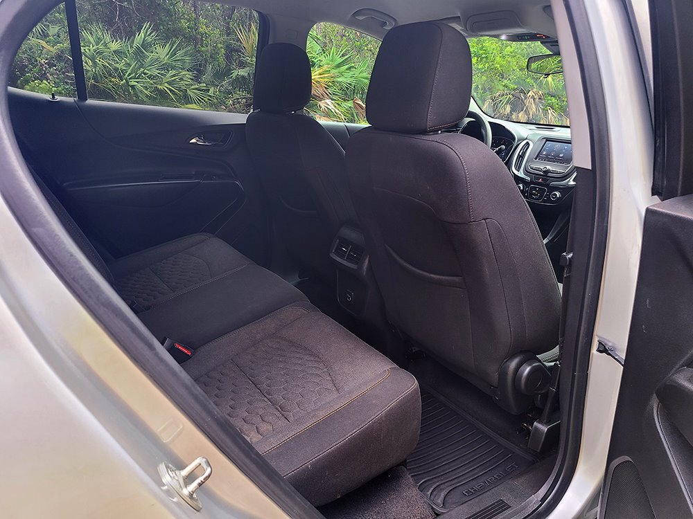 Used 2021 Chevrolet Equinox LT FWD image 17