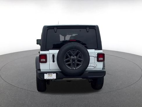 Used 2025 Jeep Wrangler Unlimited Sport AWD/4WD image 8