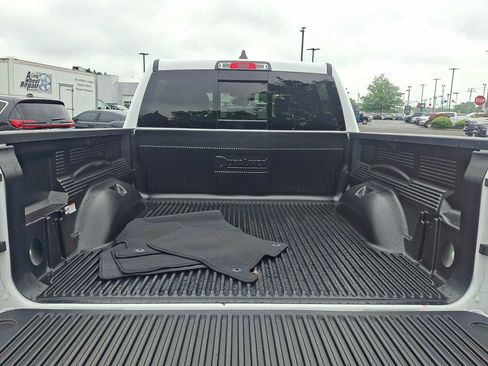 Certified 2025 RAM 1500 Laramie AWD/4WD image 18