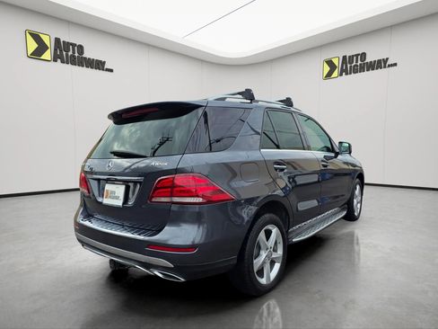 Used 2016 Mercedes-Benz GLE 300d GLE 300d 4MATIC Sport Utility image 3