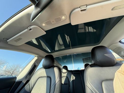 Used 2022 Tesla Model 3 Long Range image 17