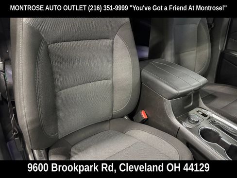 Used 2023 Chevrolet Traverse LT FWD image 56