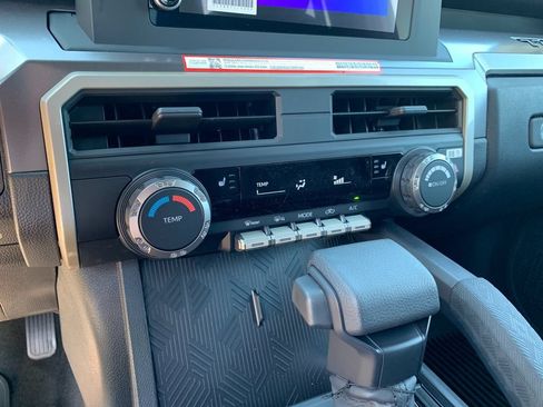 Used 2026 Toyota Tacoma SR5 AWD/4WD image 24