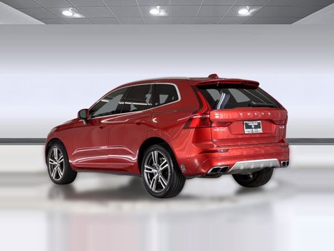 Used 2019 Volvo XC60 T6 Momentum AWD/4WD image 3