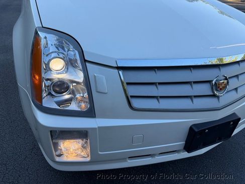 Used 2006 Cadillac SRX w/ Drivers Level One Package image 19