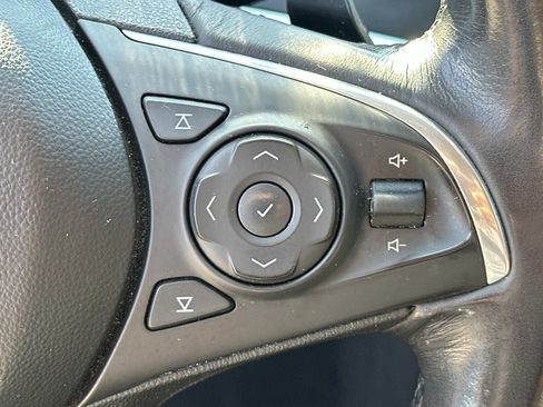 Used 2019 Buick LaCrosse Essence FWD image 22