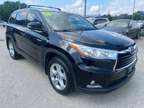 Used 2016 Toyota Highlander Limited Platinum AWD/4WD image 7