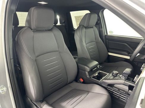 Used 2024 Toyota Tacoma TRD Sport image 16