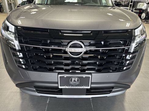 New 2026 Nissan Pathfinder SL AWD/4WD image 33