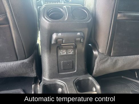 Used 2022 Jeep Gladiator Overland w/ Popular Equipment Package AWD/4WD image 23